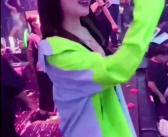 跳舞蹦迪的舞曲小姐姐,小姐姐的蹦迪舞曲狂欢之旅